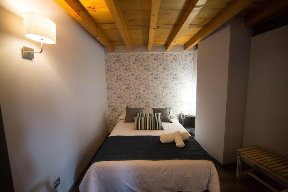 Hotel Rustik Hostal Rural à Molinaseca Extérieur photo